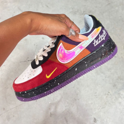 Jam9135 NIKE SB 75$