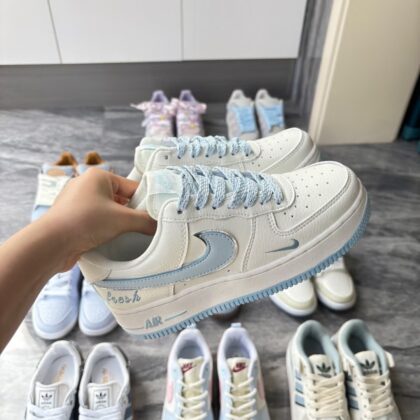 Jam9141 NIKE SB 65$