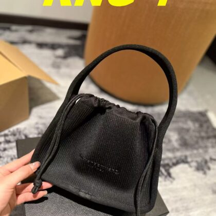 Jam9318 Alexanderwang 69.99$