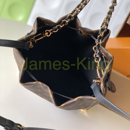 Jam9540 LV 139$ 23*27*8 CM