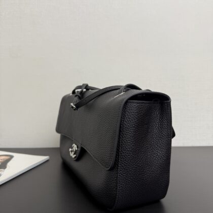 Jam9511 CHANEL 99.99$