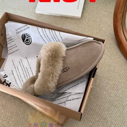 Jam9652 UGG 65$