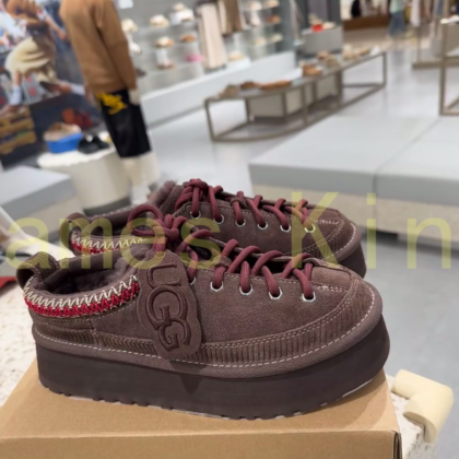 Jam9602 UGG 75$