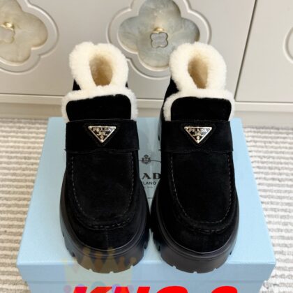 Jam9758 PRADA 139.99$