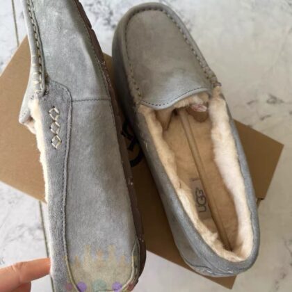 Jam9783 UGG 87.99$